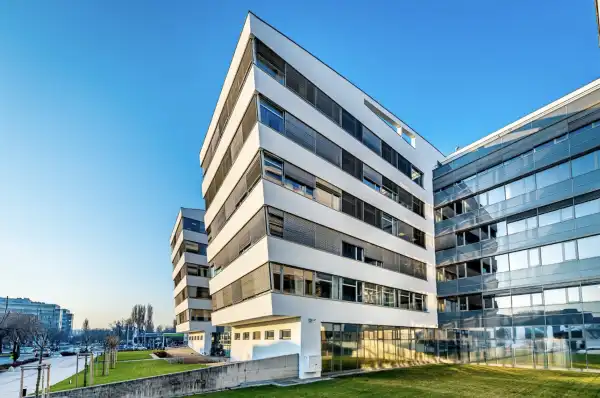 Kiadó iroda, Budapest, XI. kerület 424 m² 2.48 M Ft/hó + Áfa